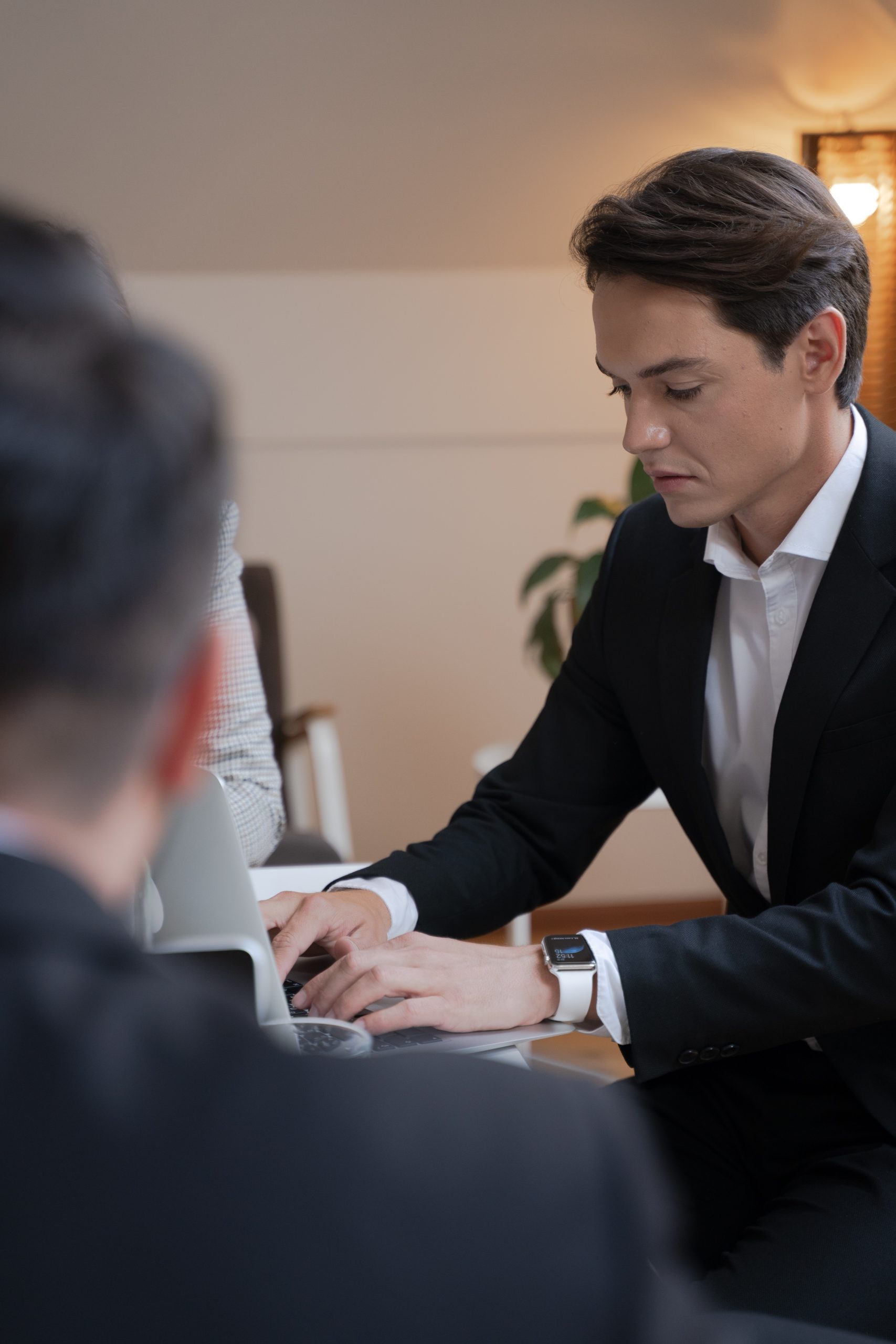 Quels sont les avantages d’engager les avocats pour vos entreprises ?