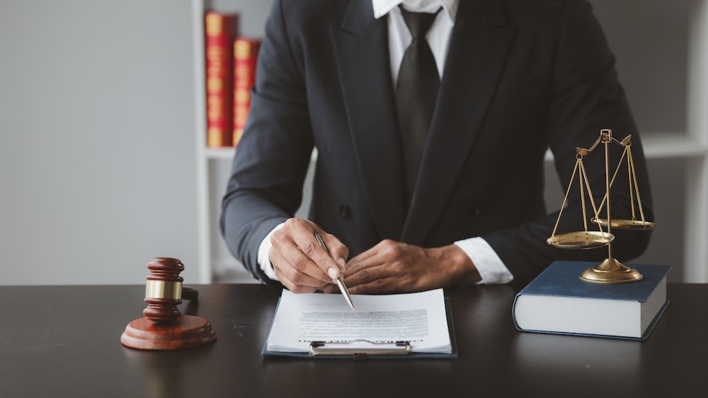 Diffamation : Comprendre les enjeux juridiques et se protéger efficacement