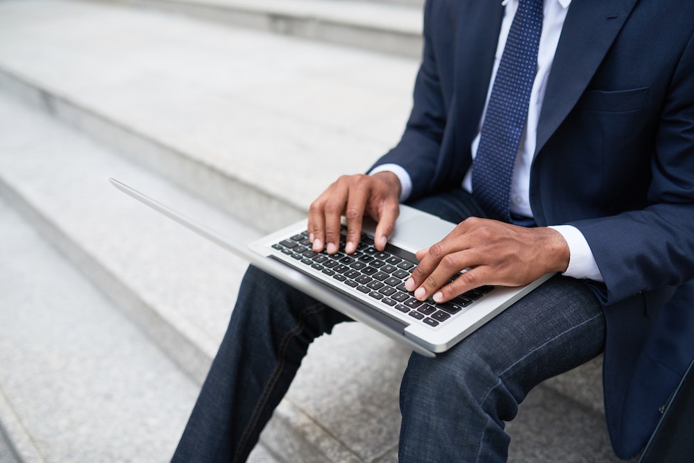 Les implications juridiques de la rédaction d'un contrat de services