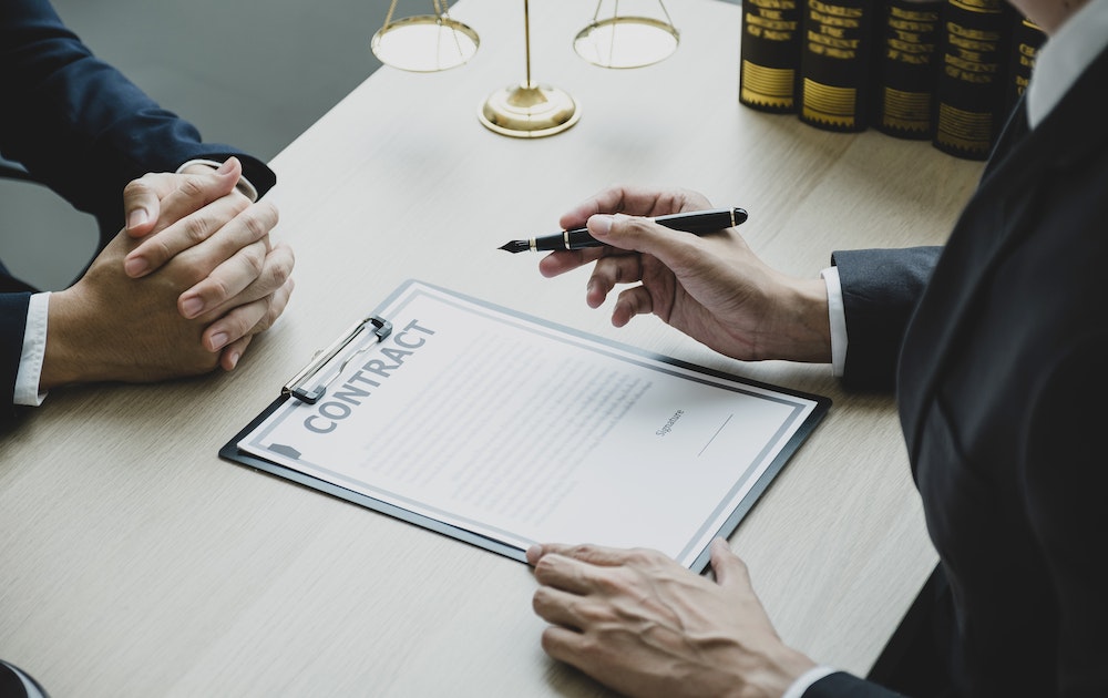 Les aspects juridiques incontournables de la reprise d'entreprise