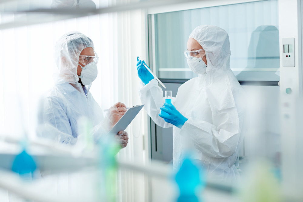 Les investigations scientifiques au service de la justice : une collaboration essentielle pour résoudre les affaires judiciaires