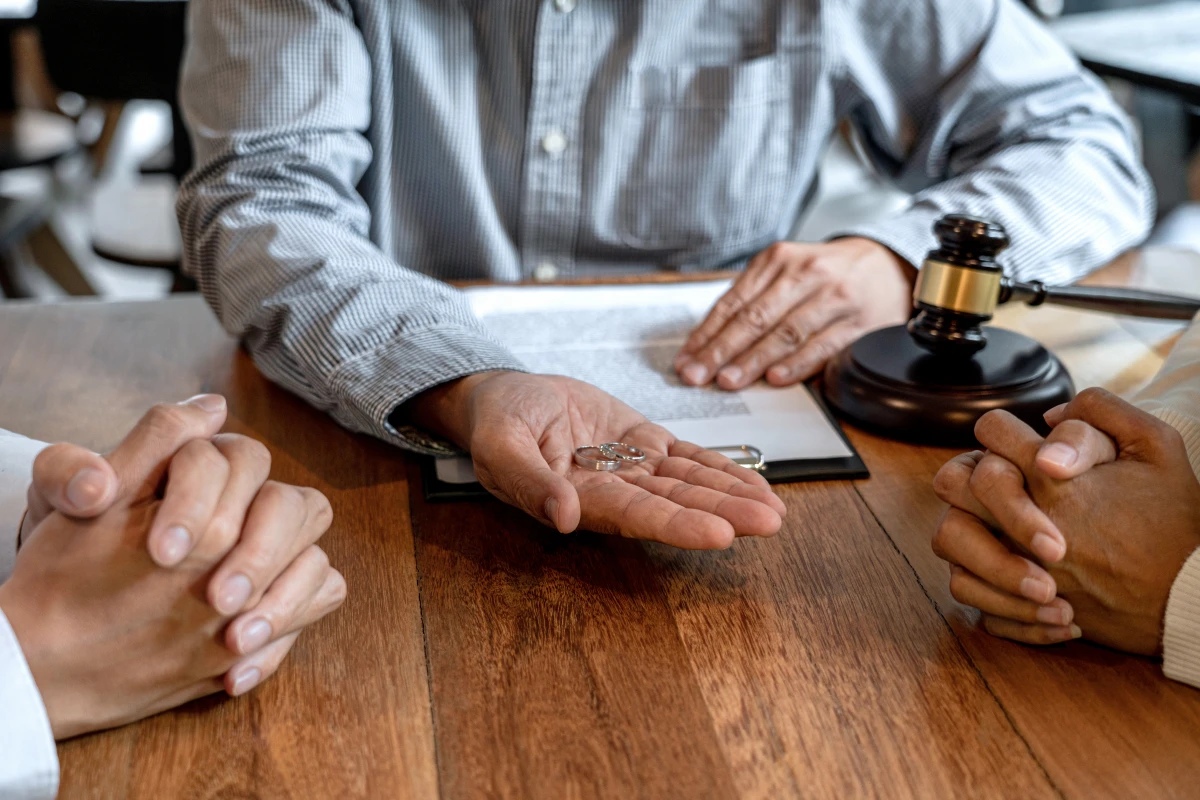 Divorce et patrimoine immobilier : Protégez vos intérêts et votre avenir